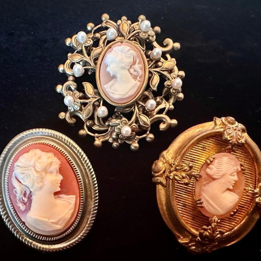 Vintage Cameos Estate